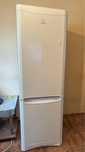 Холодильник Indesit