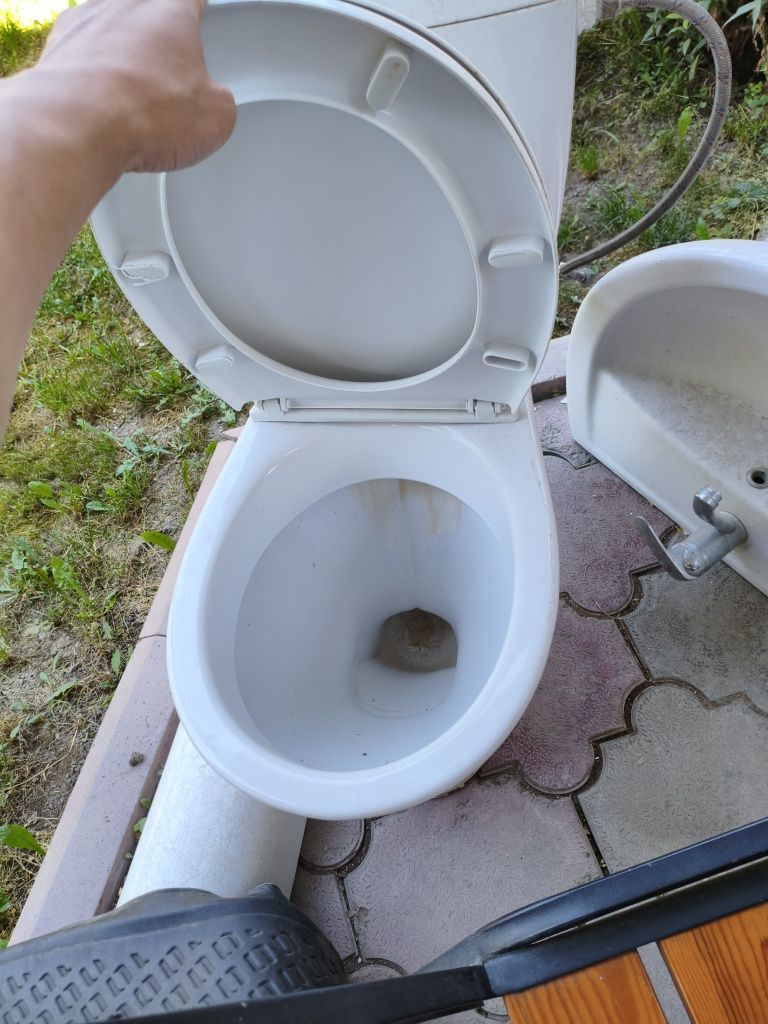 Унитаз для рабочих