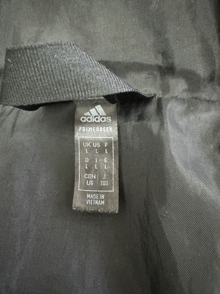 Продам куртку Адидас