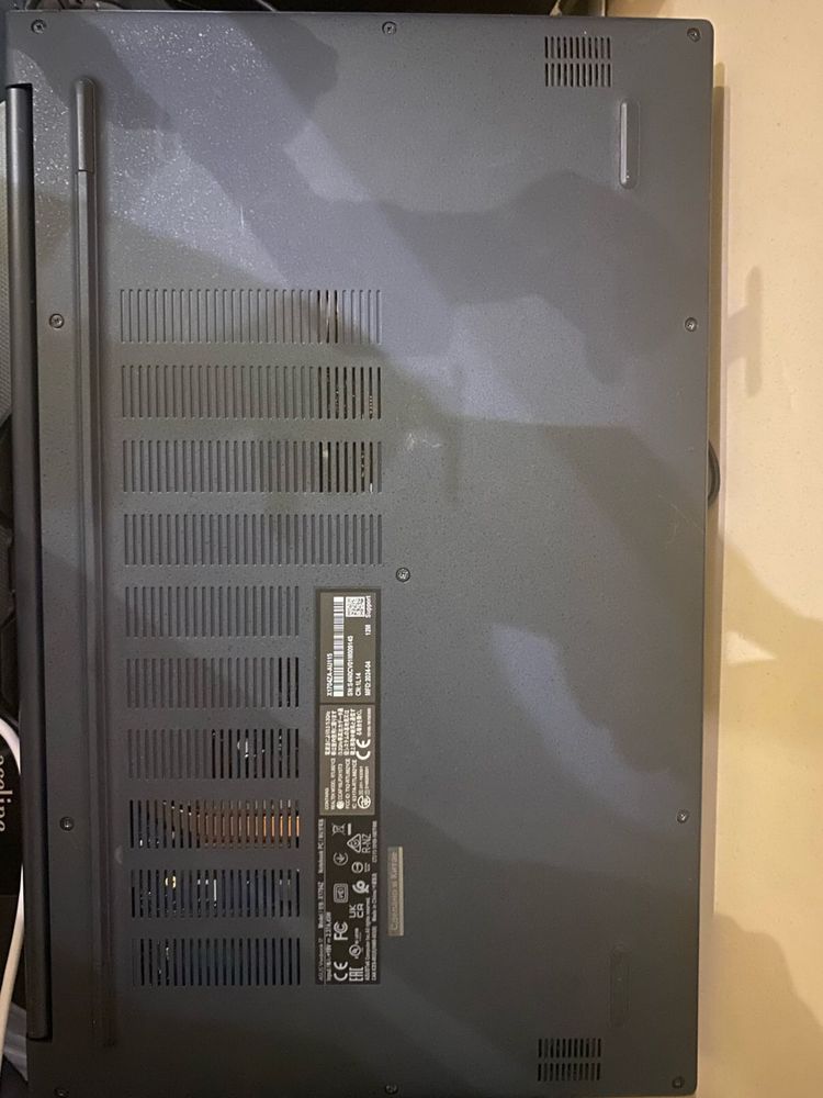 Asus Vivobook 17