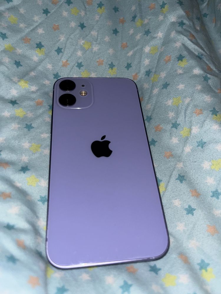 iPhone 12 mini .