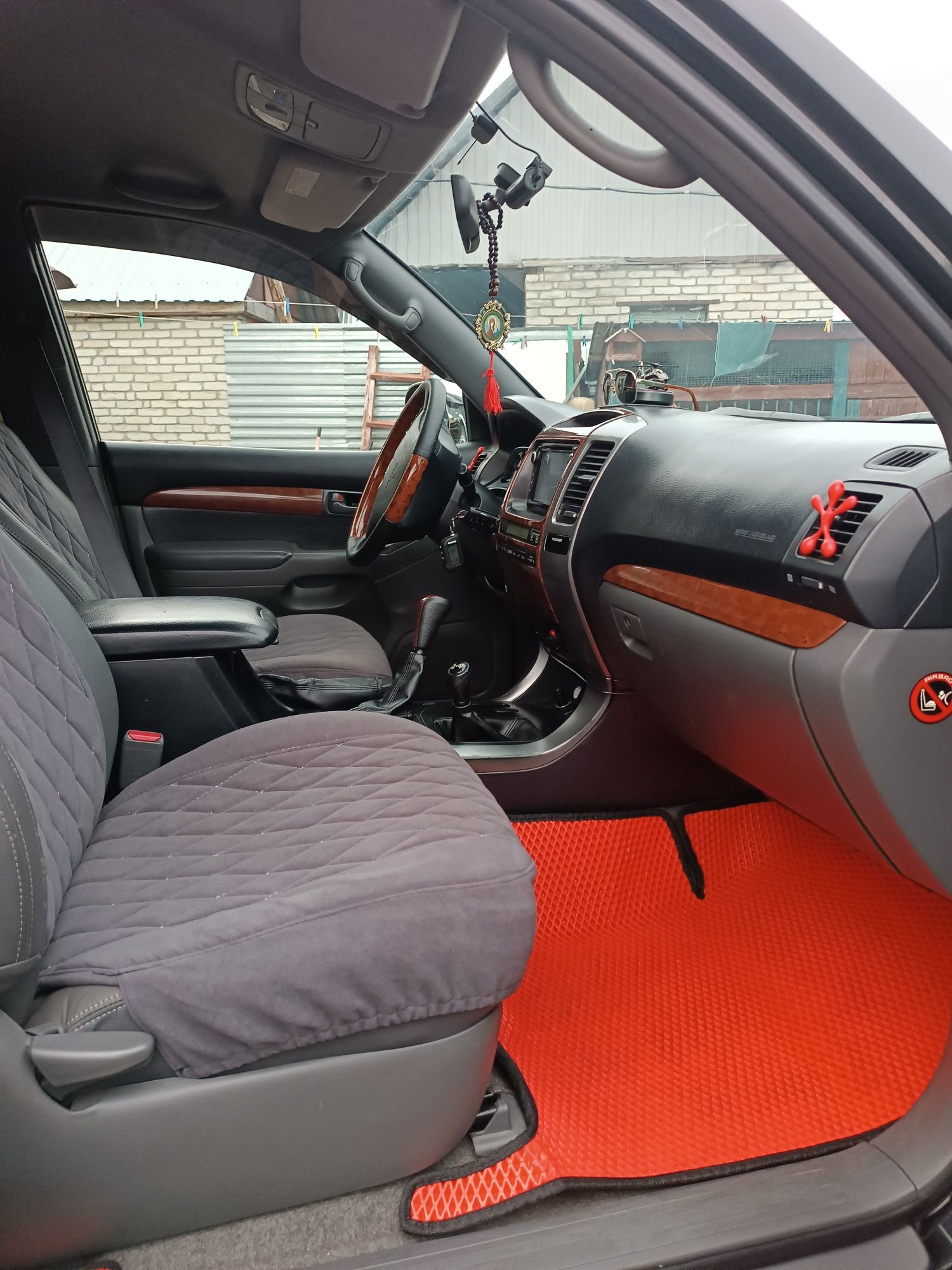 Land Cruiser Prado 120
