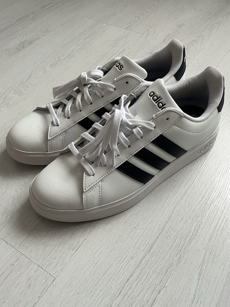 Продам кеды/кроссовки Adidas GRAND COURT оригинал