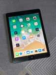 СРОЧНО продам iPad Air