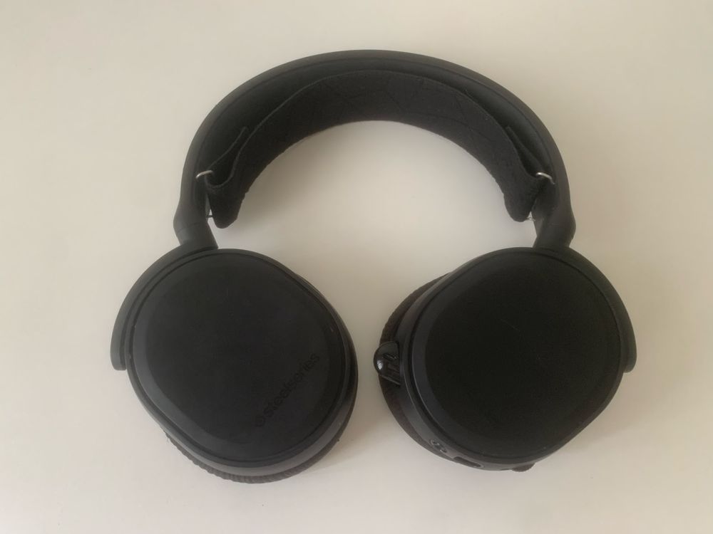 Игровые наушники Steelseries arctis 5