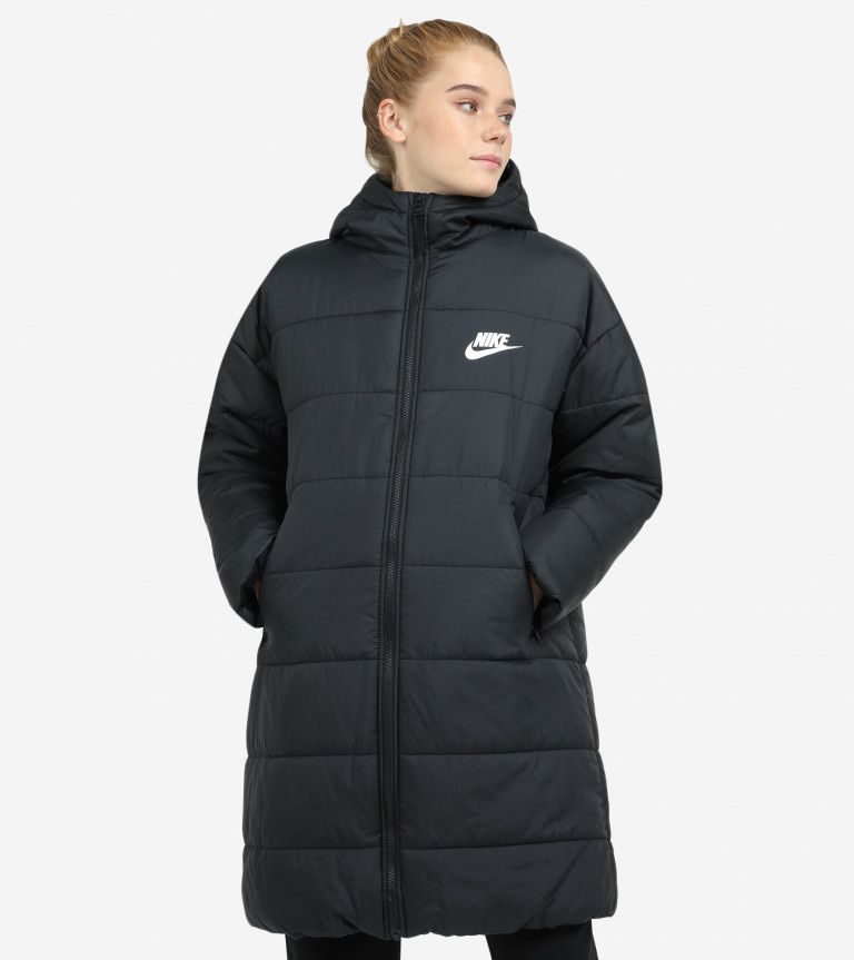 СРОЧНОО продам куртку от nike с копюшоном демисезон. весна-осень