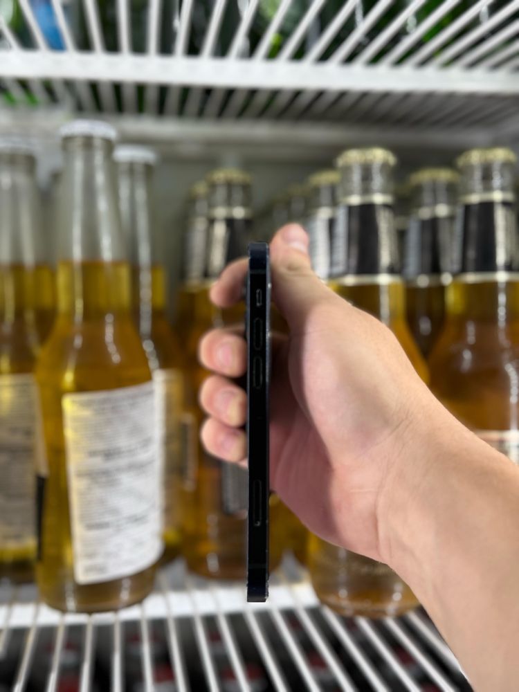 Iphone 12 mini в хорошем состояни