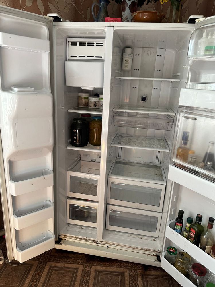Продам холодильник