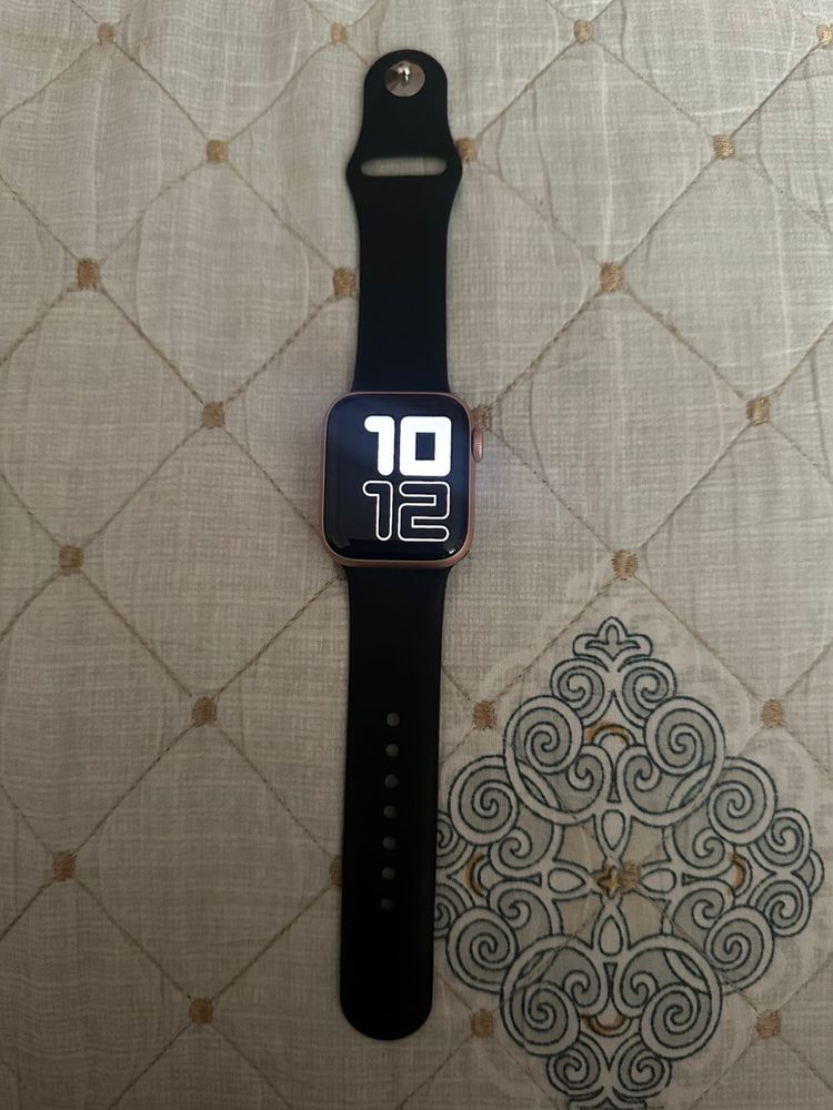 Продам apple watch