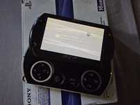 Новая Psp go с коробкой в идеальном состоянии не использовалась