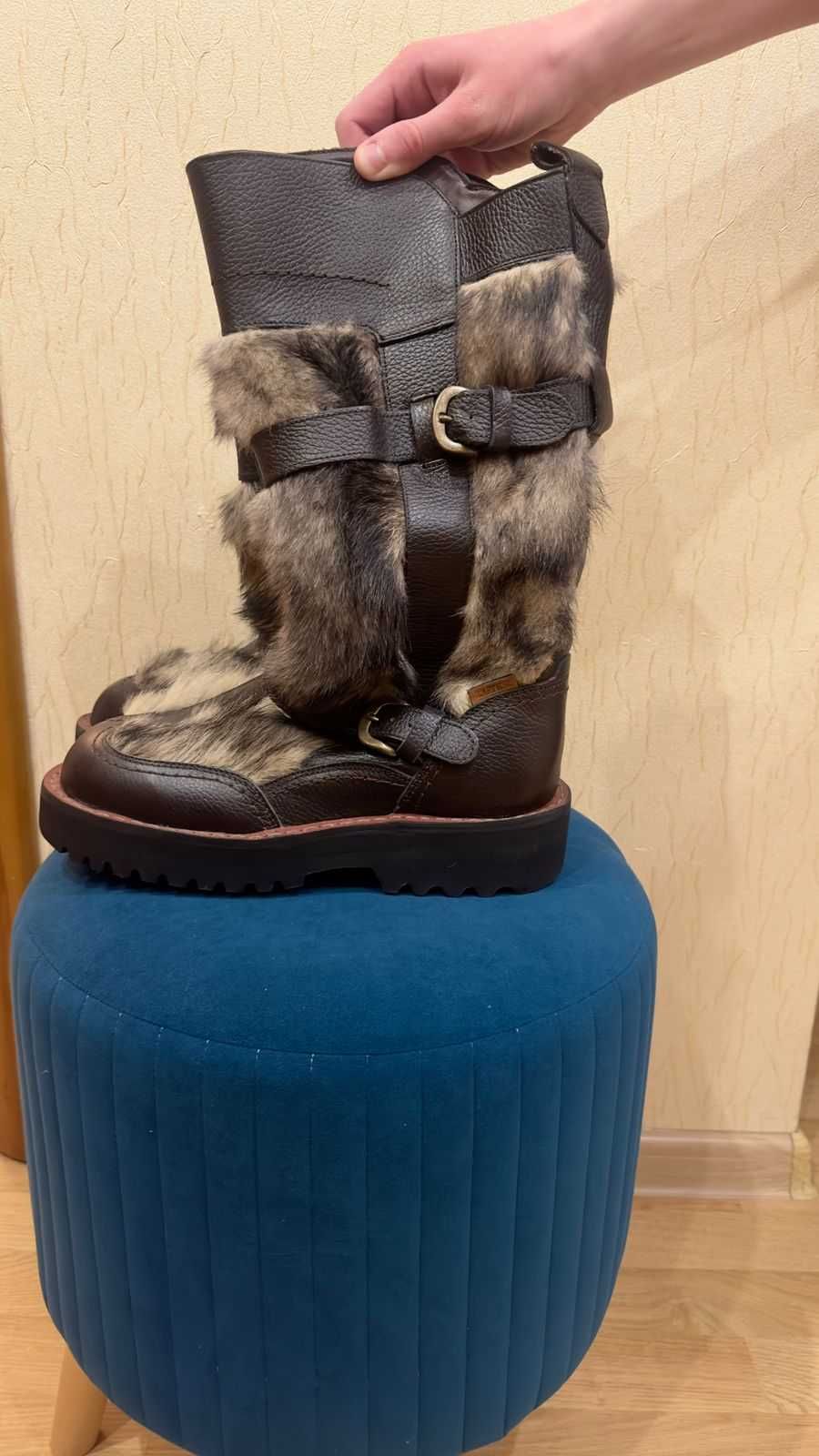 Продам унты , сделанные в манголии.