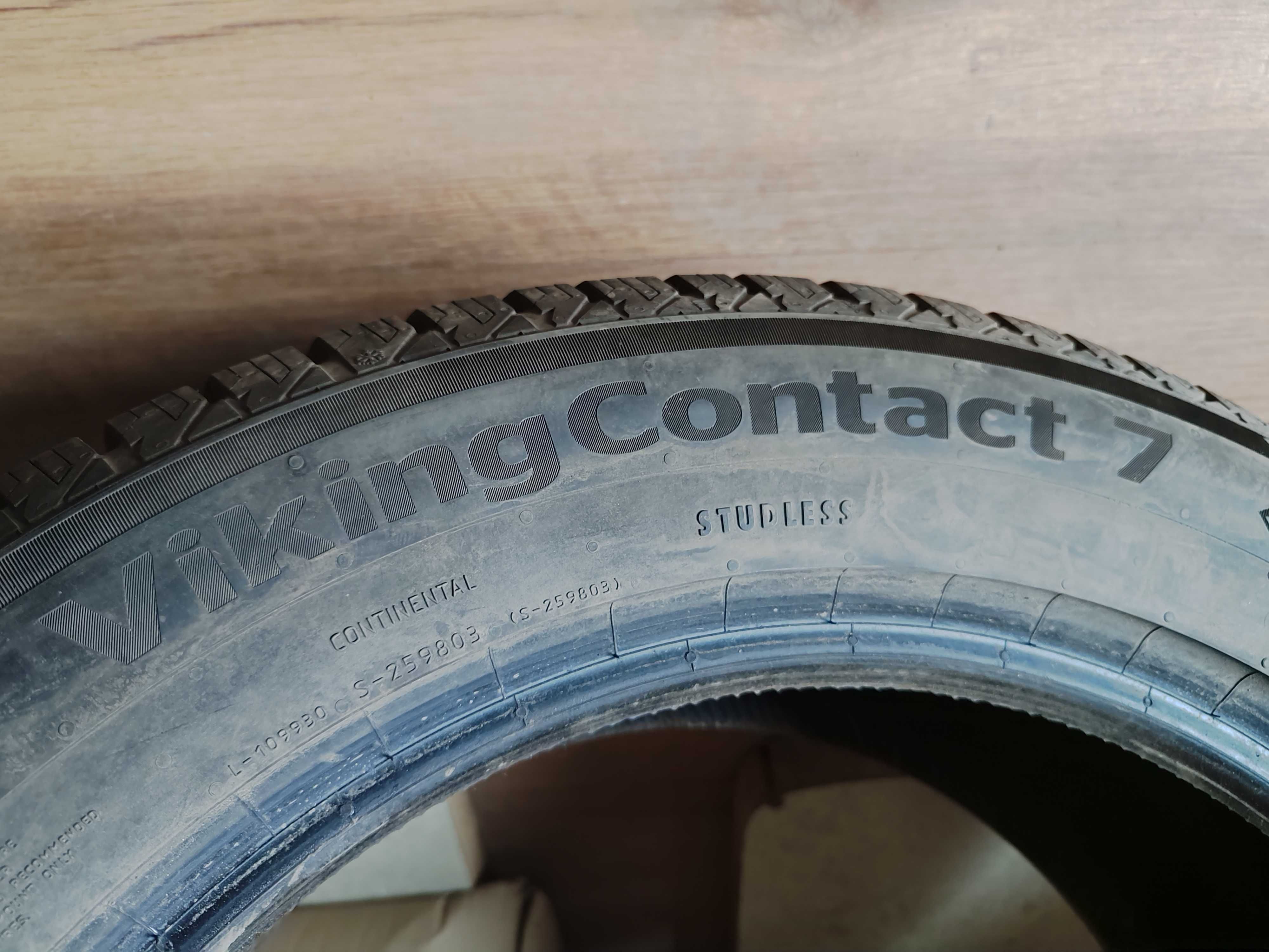 Зимние шины CONTINENTAL VikingContact 7 225/60 R18