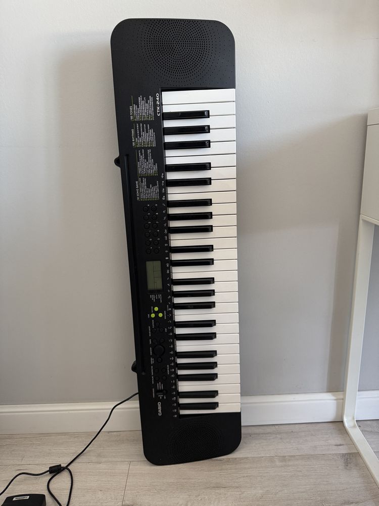 Синтезатор Casio CTK-240
