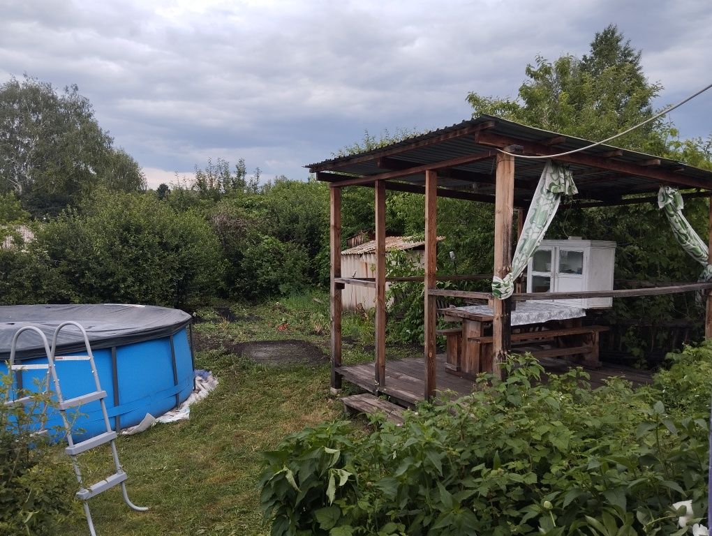 Продам дачу с/о Наука за пос.Степное,хорошее тихое место,с бассейном.