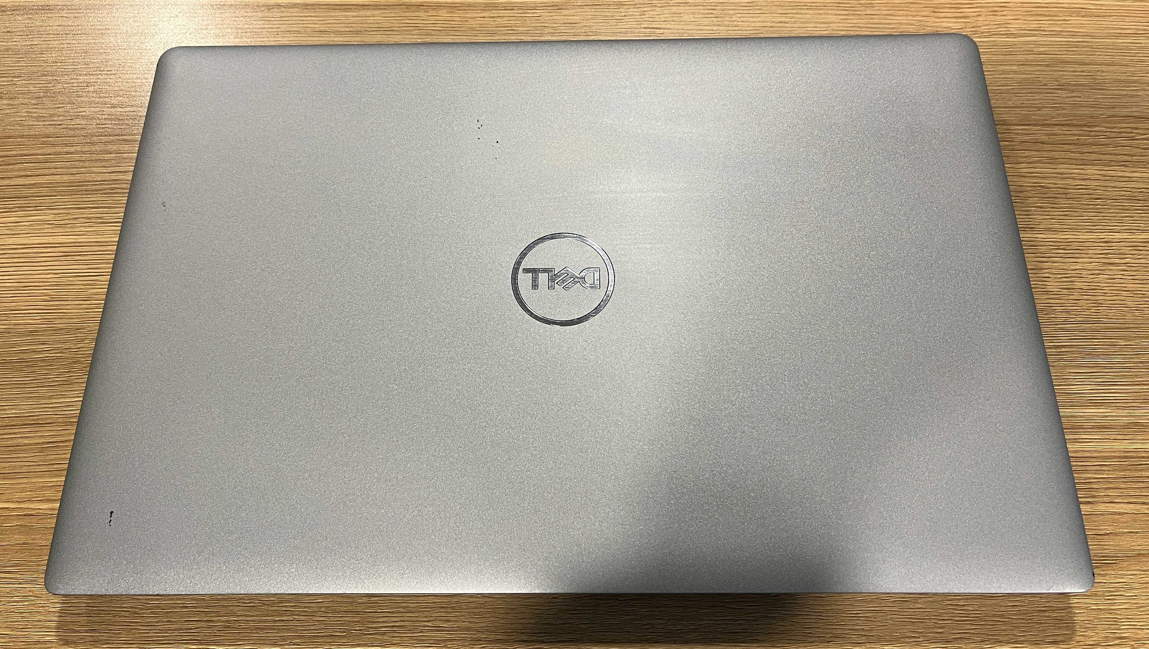Dell Latitude 5510. Core i5 10210U - 1.6/4.2 GHz. 8/256 GB