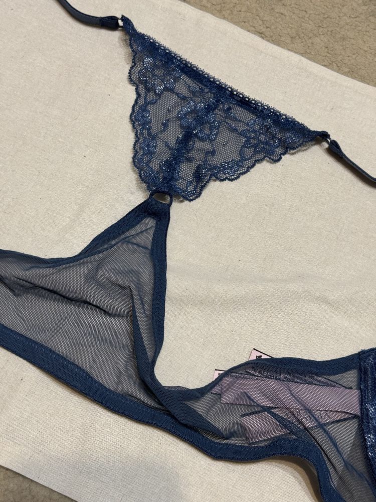 Нижнее бельё комплект Victoria secret