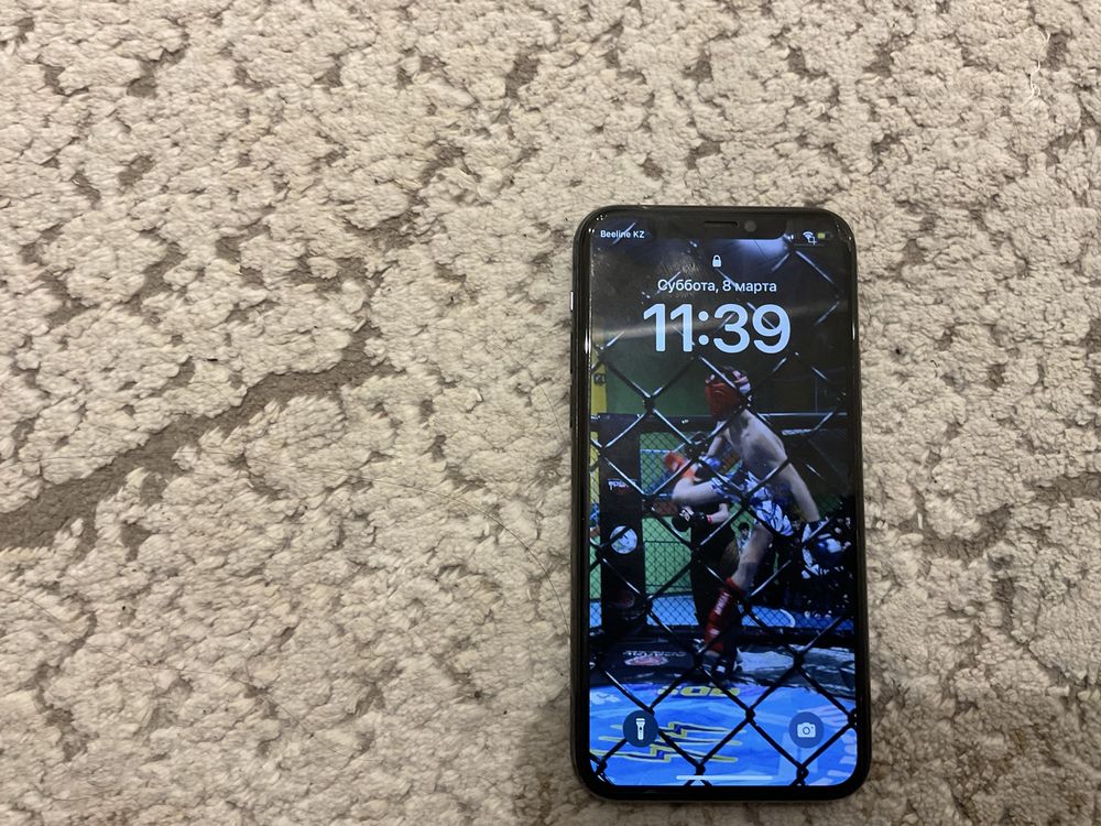 Iphone 11 pro  256 гб