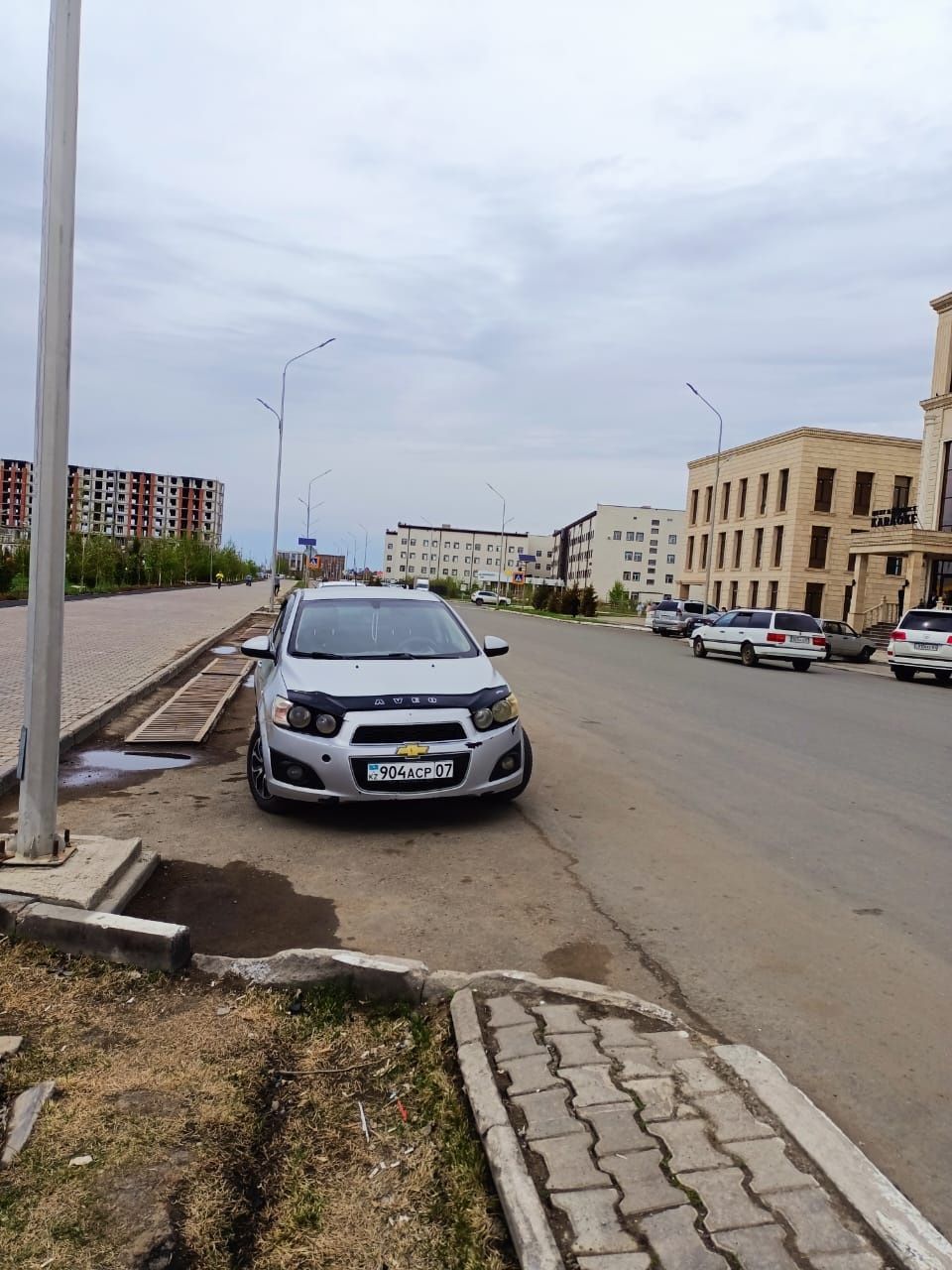 Продам машину Шевроле Авео т300