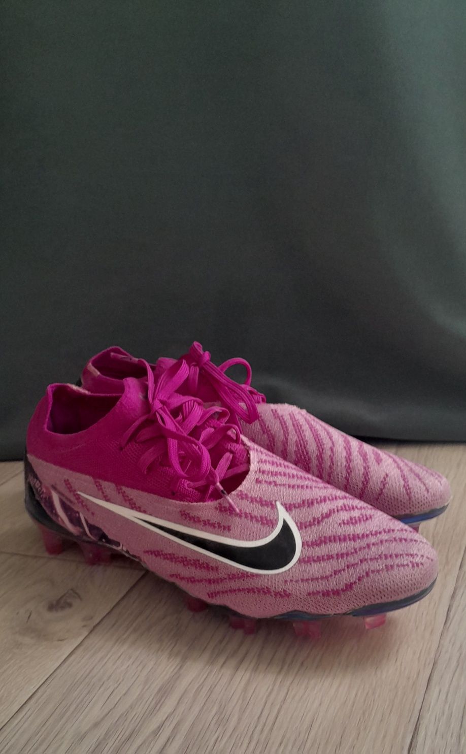 Бутсы Nike Phantom GX Elite SE FG 'Thunder Pack