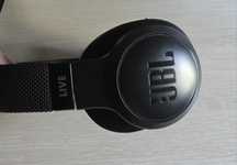 Продам наушники JBL Live 500BT Black б/у