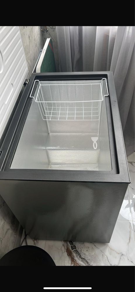 Продается в отличном состоянии Морозильник Dauscher!!!