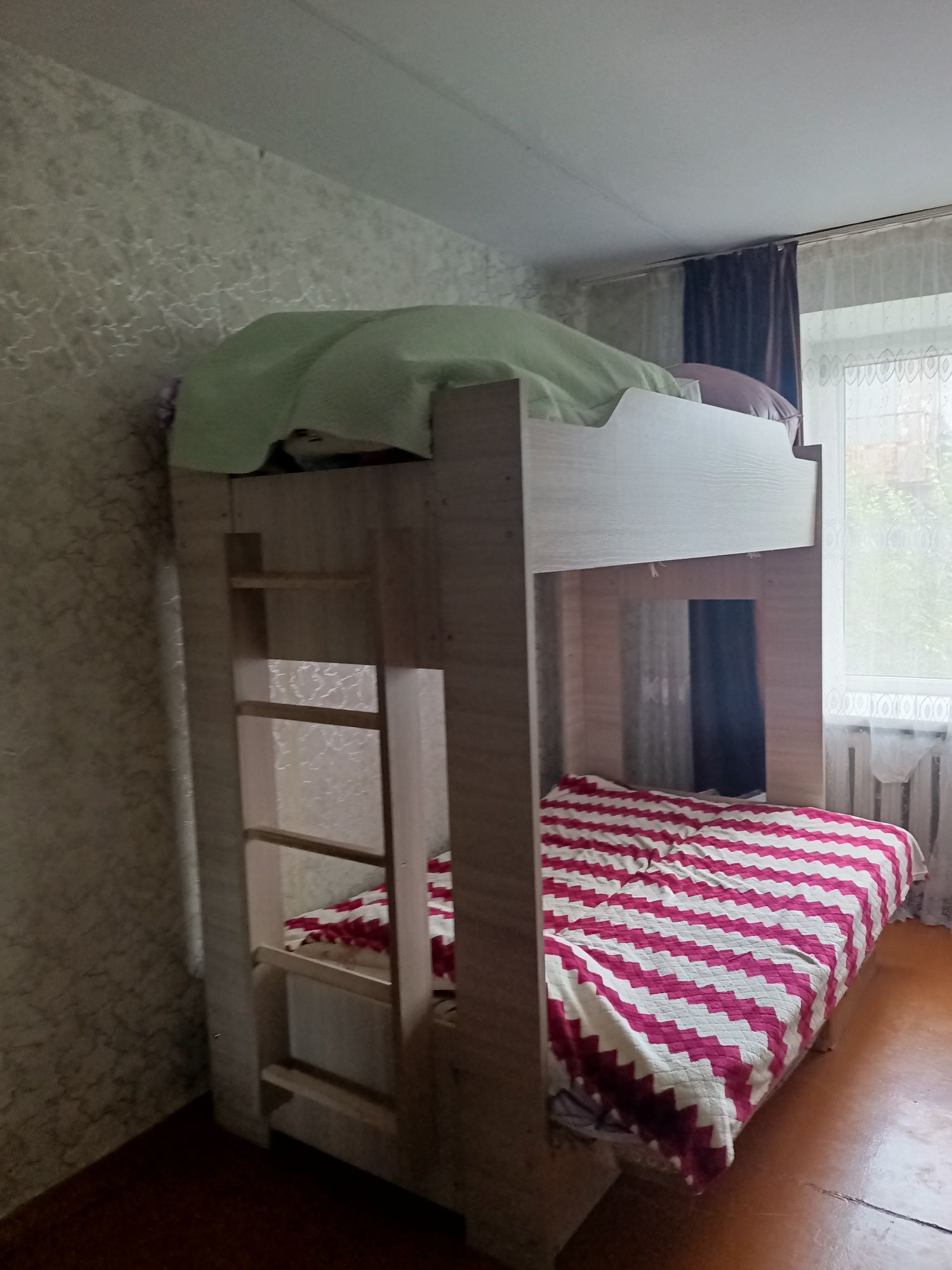 Продается двухярусный кровать