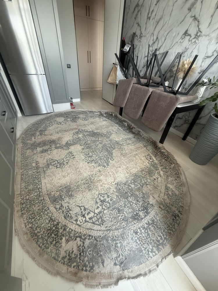 Продам ковер 200×300 см