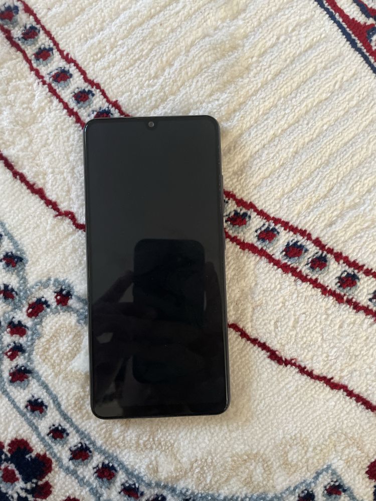 Продаю два телефона Redmi note 10 128, Samsung a 32