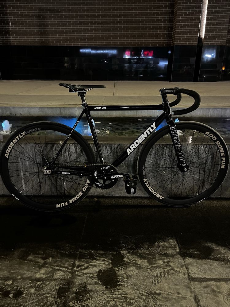 Fixed gear Ardently
