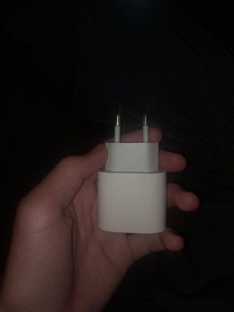 Оригинальный Адаптер APPLE 20W