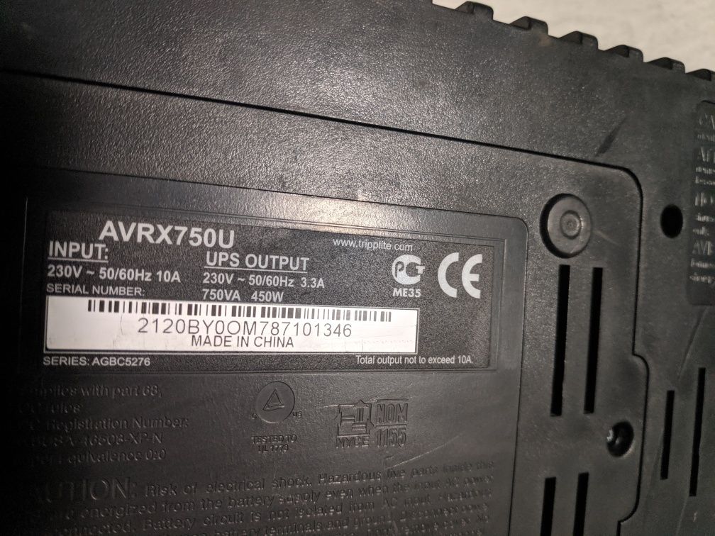 Tripp-lite AVRX750U ибп