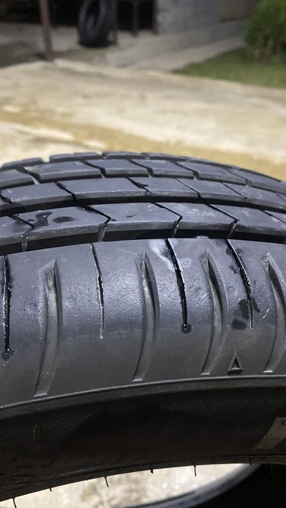 Покрышка сатылады 205/65/r15