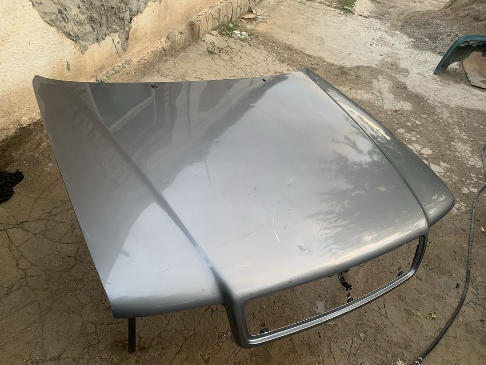 Капот audi 80 B4 / Ауди 80 Б4