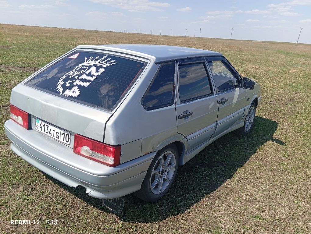 ВАЗ (lada) 2114.