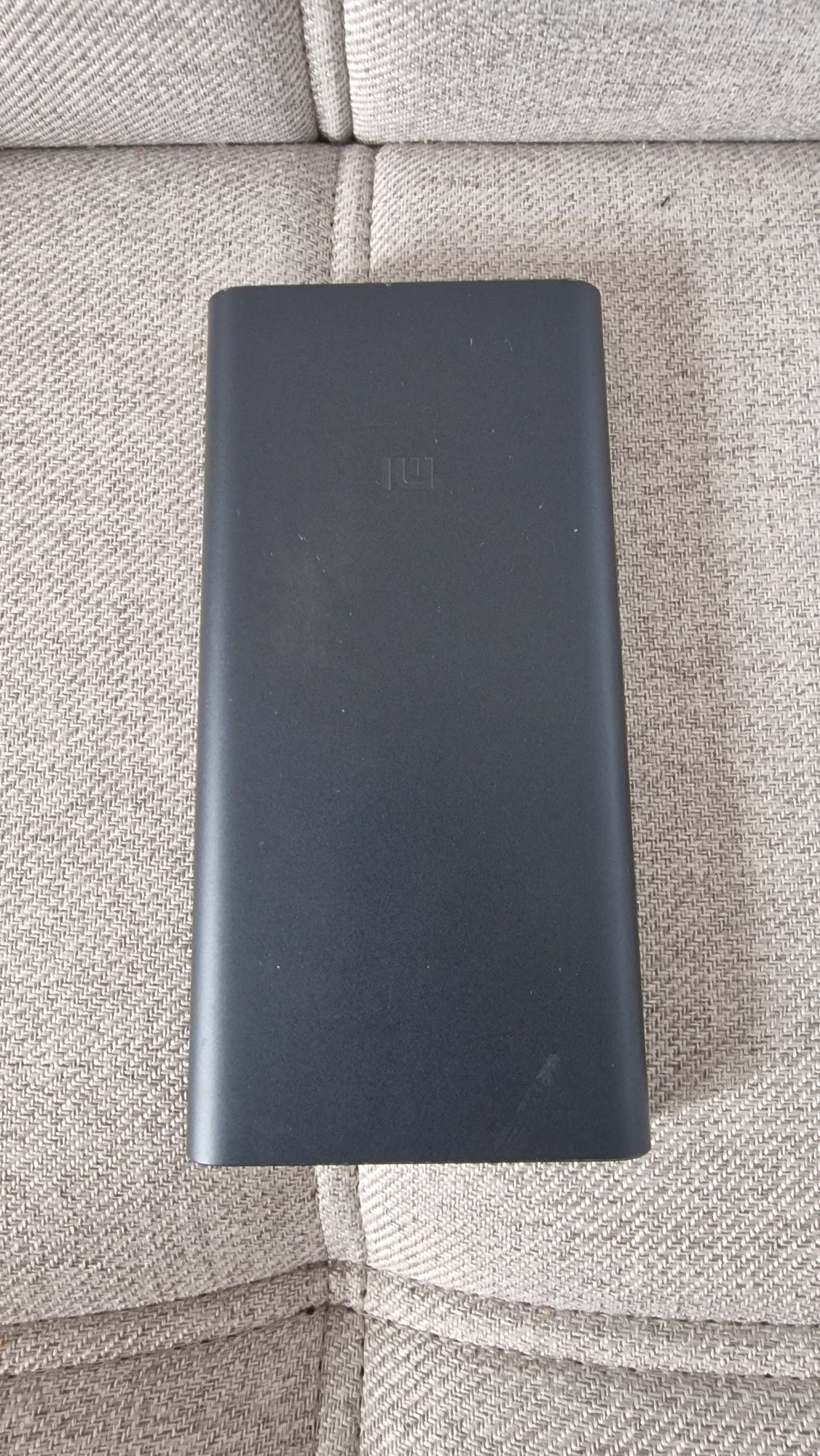 Продам power bank mi (xiaomi) павер банк