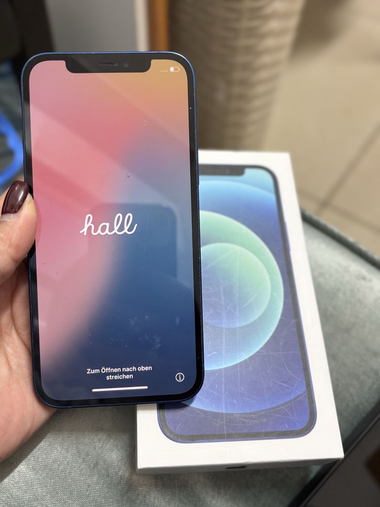 Айфон 12, 64 GB в хорошем состаянии