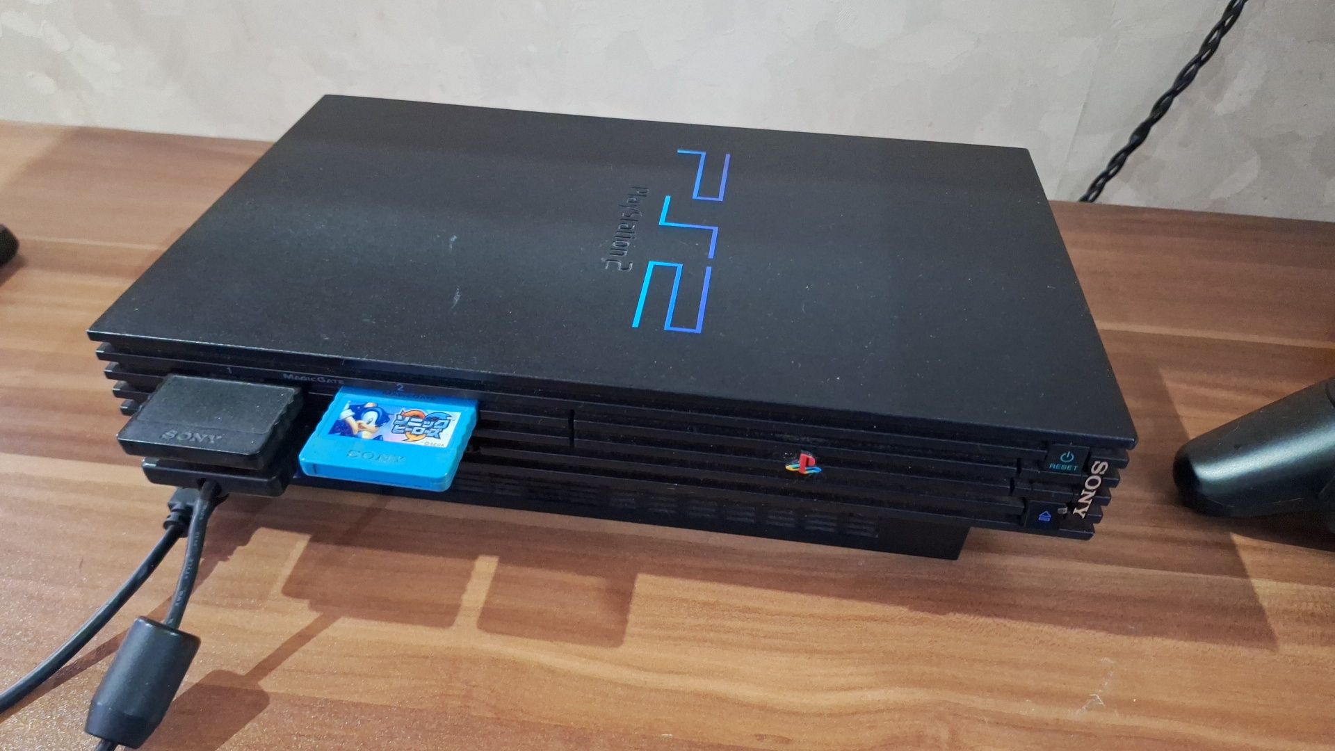 PlayStation 2 Fat в идеальном состоянии
