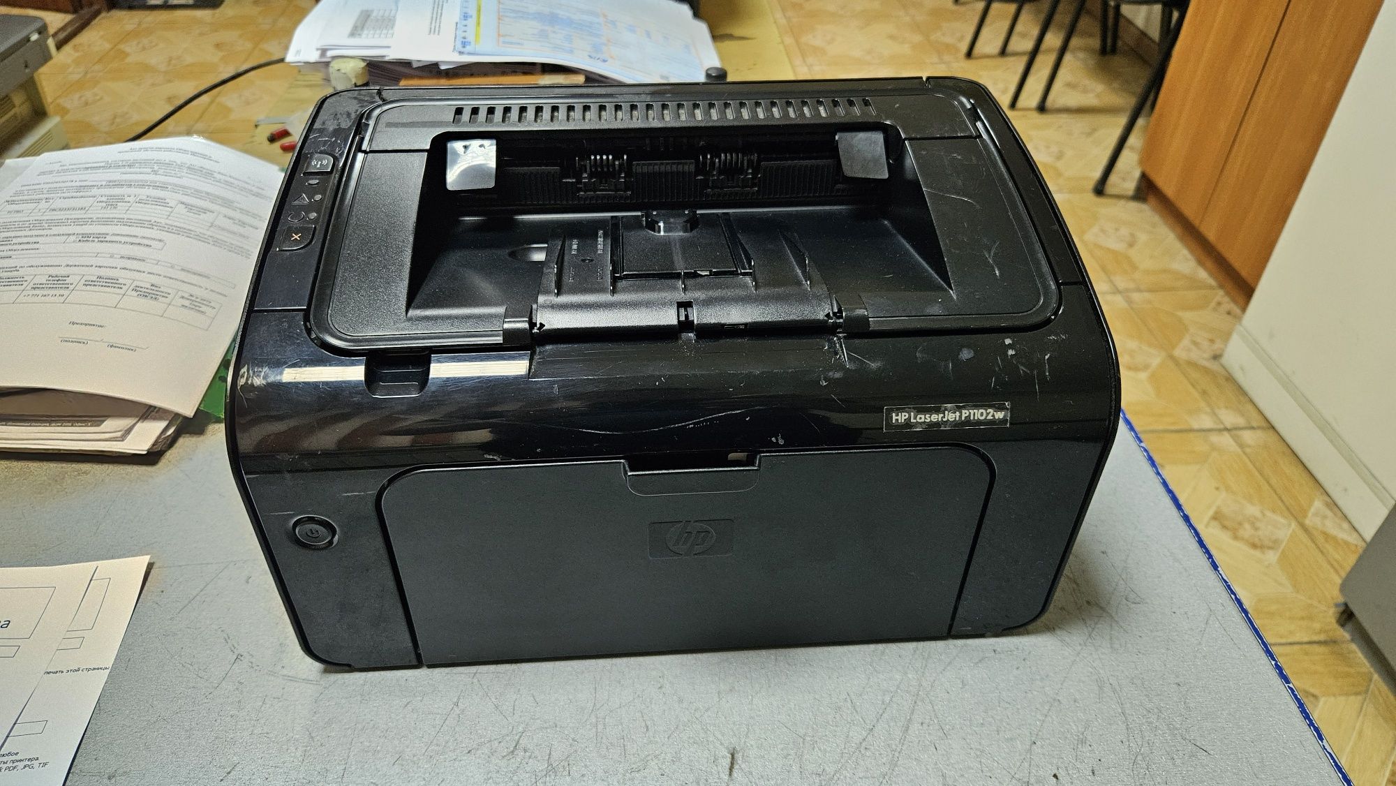 Продам принтера Hp Laserjet P1102 и Р1102W