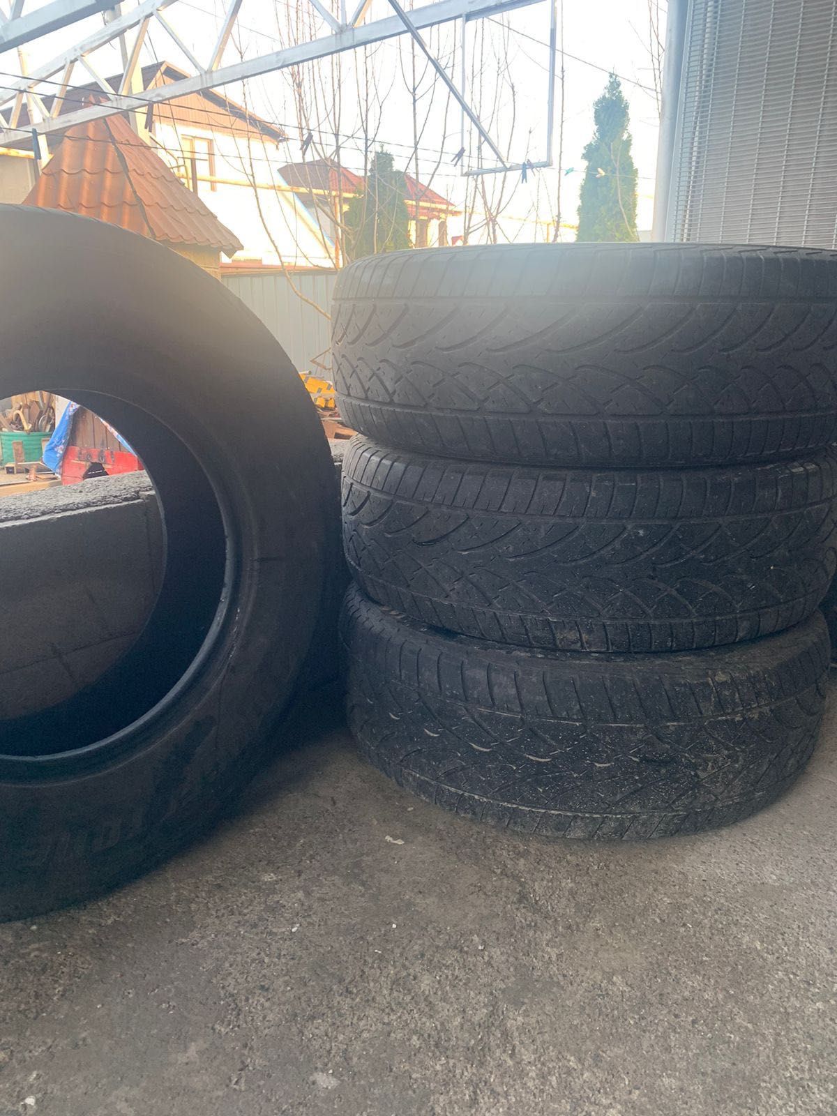 Продам автошины Bridgestone 265/70R16 112H