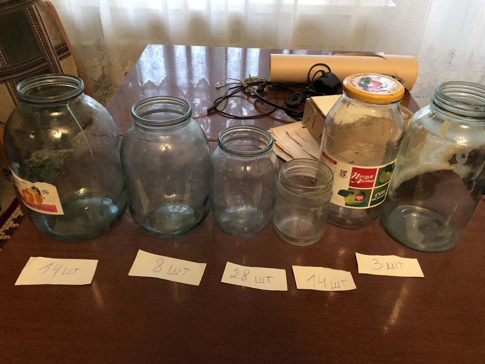 Продам канистры металлические,1 шт.12литров 6500,