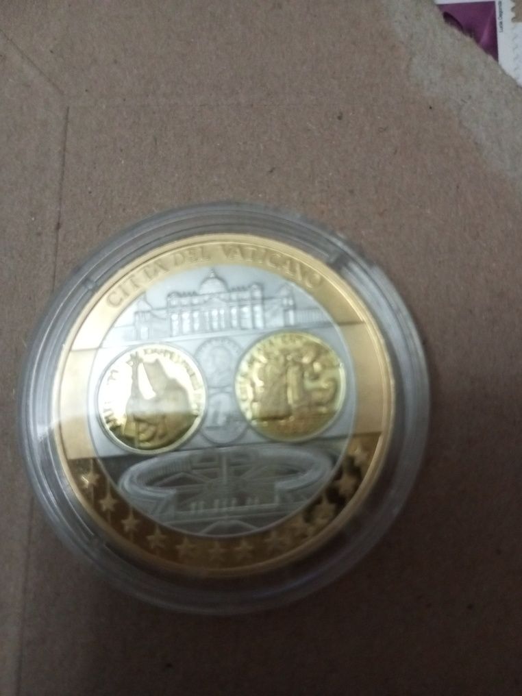 Монета(медаль) Ватикана, с сертификатом.