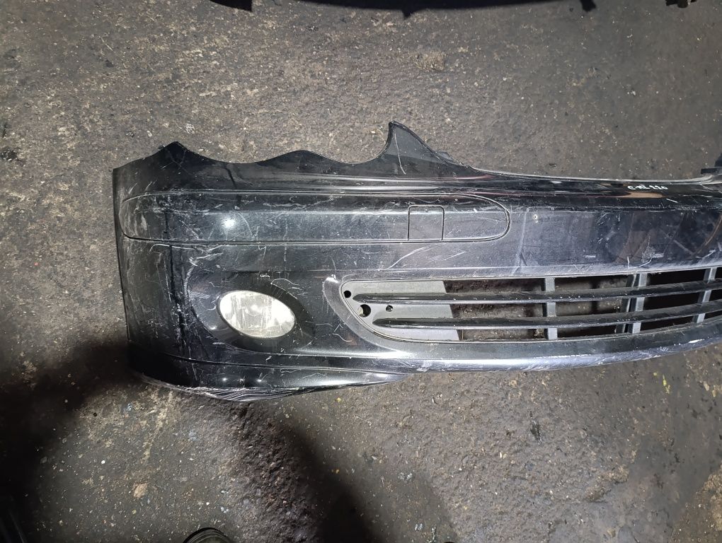 Бампер передний на Мерседес W203 рестайлинг