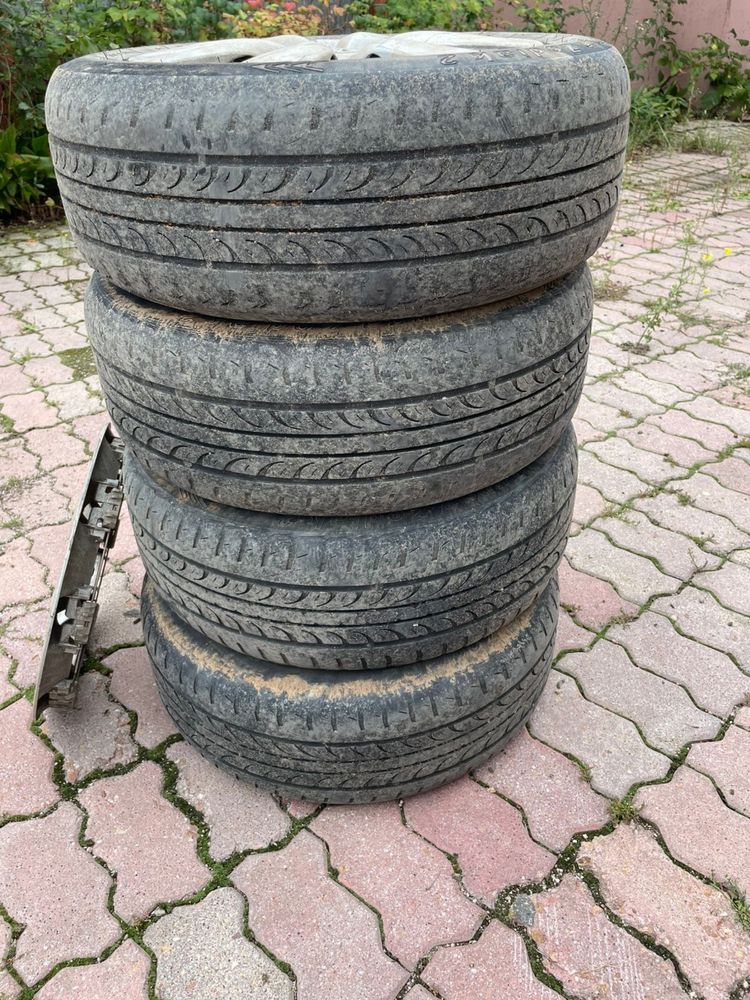 Продам диски с резиной