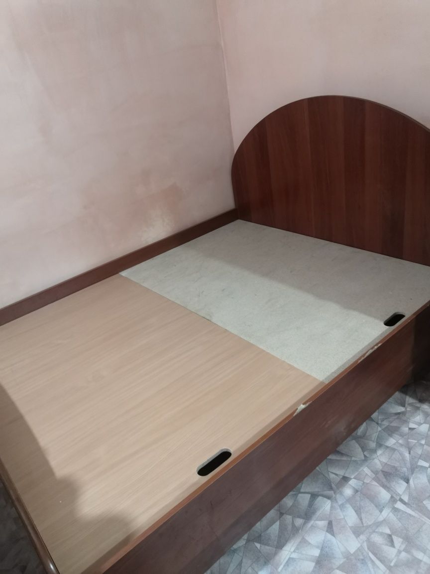 Продам кровать 2-х спальную