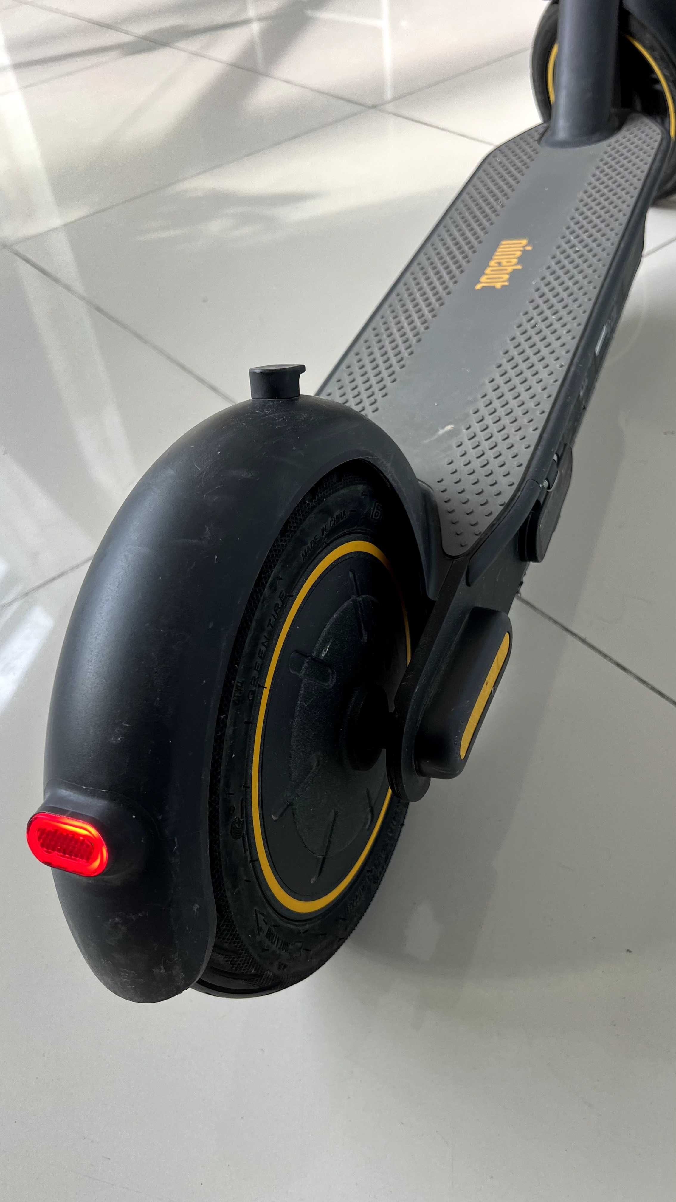 Самокат Ninebot, Max30P, 600 км пробег, как новый
