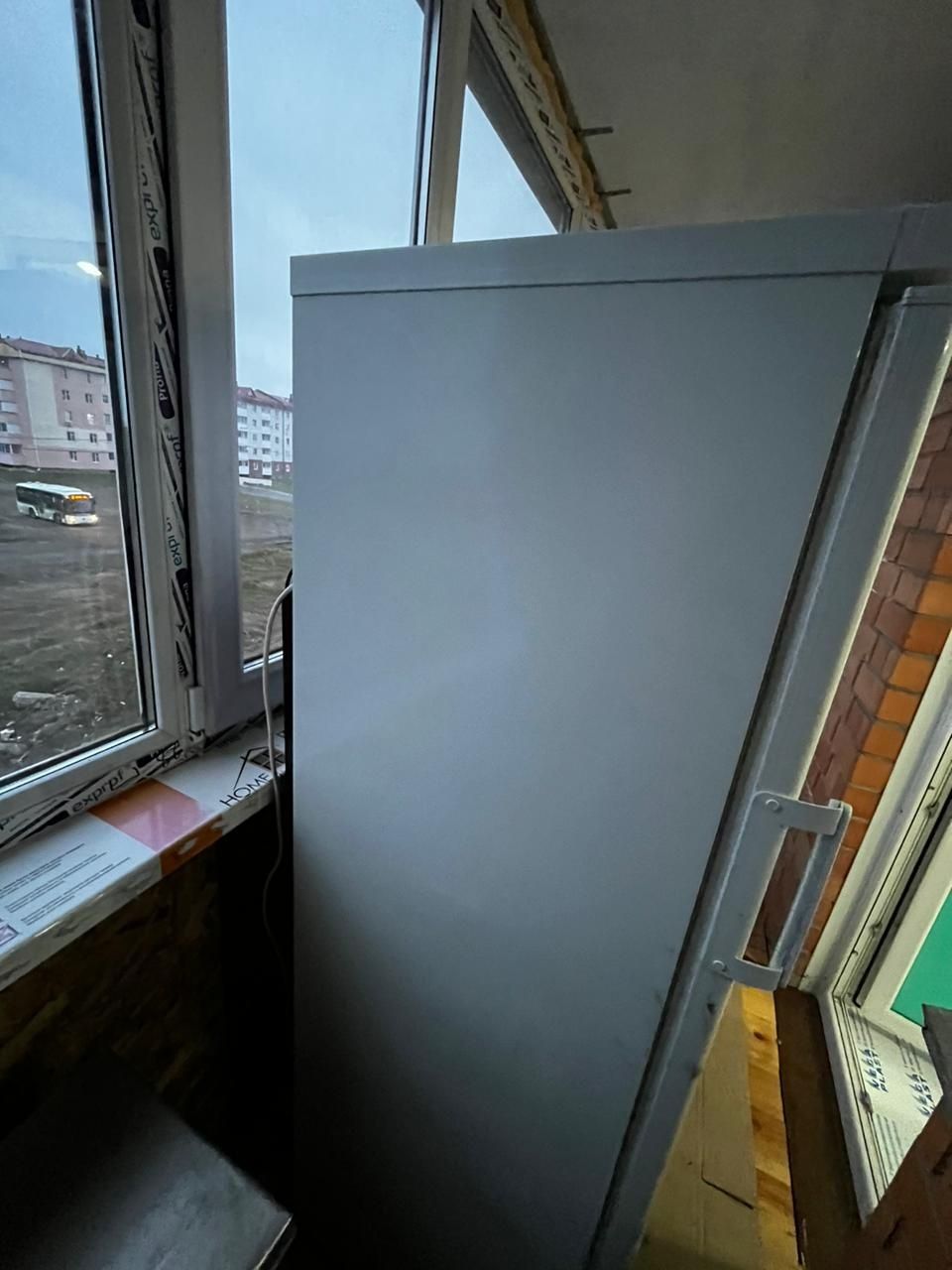 Продам морозильную камеру