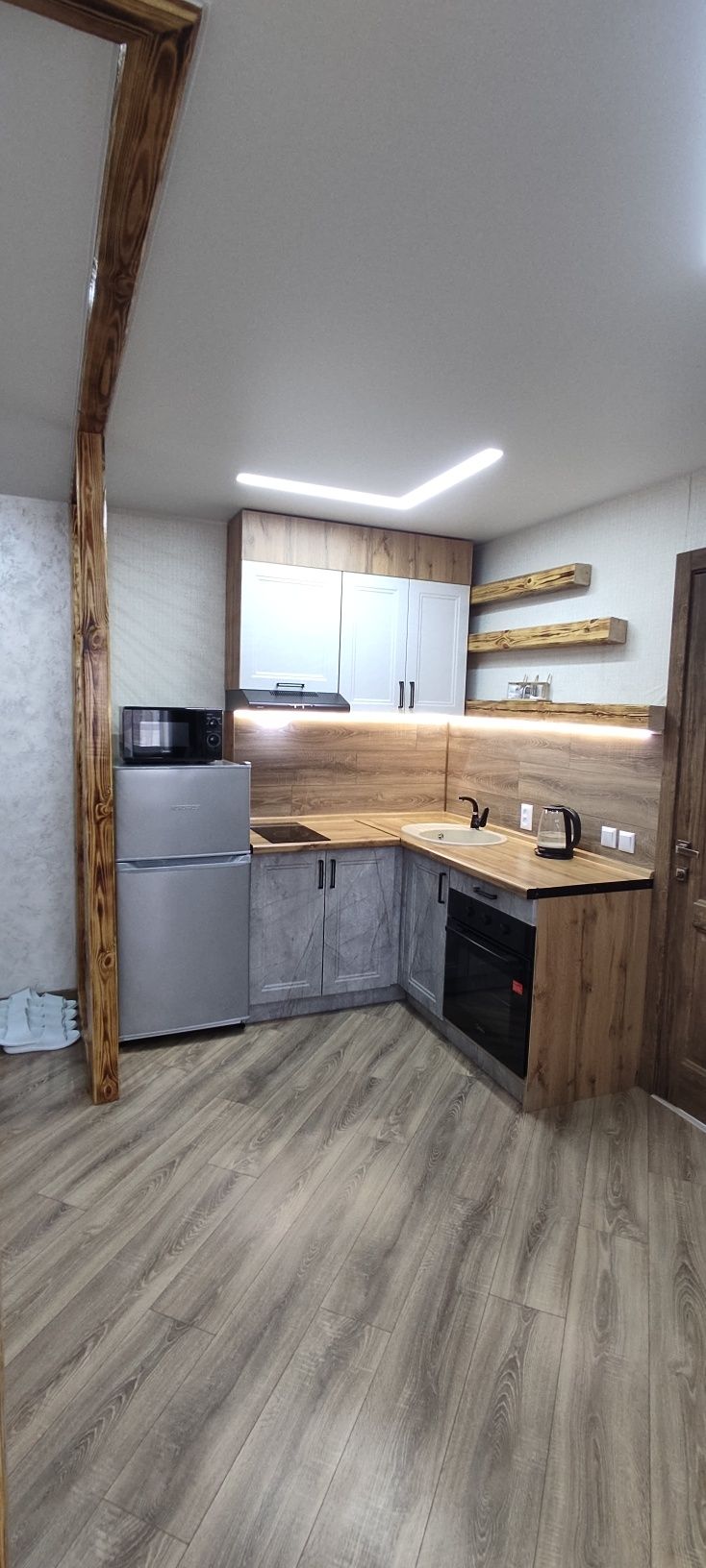Сдам тёплую квартиру класса *VIP* в центре.