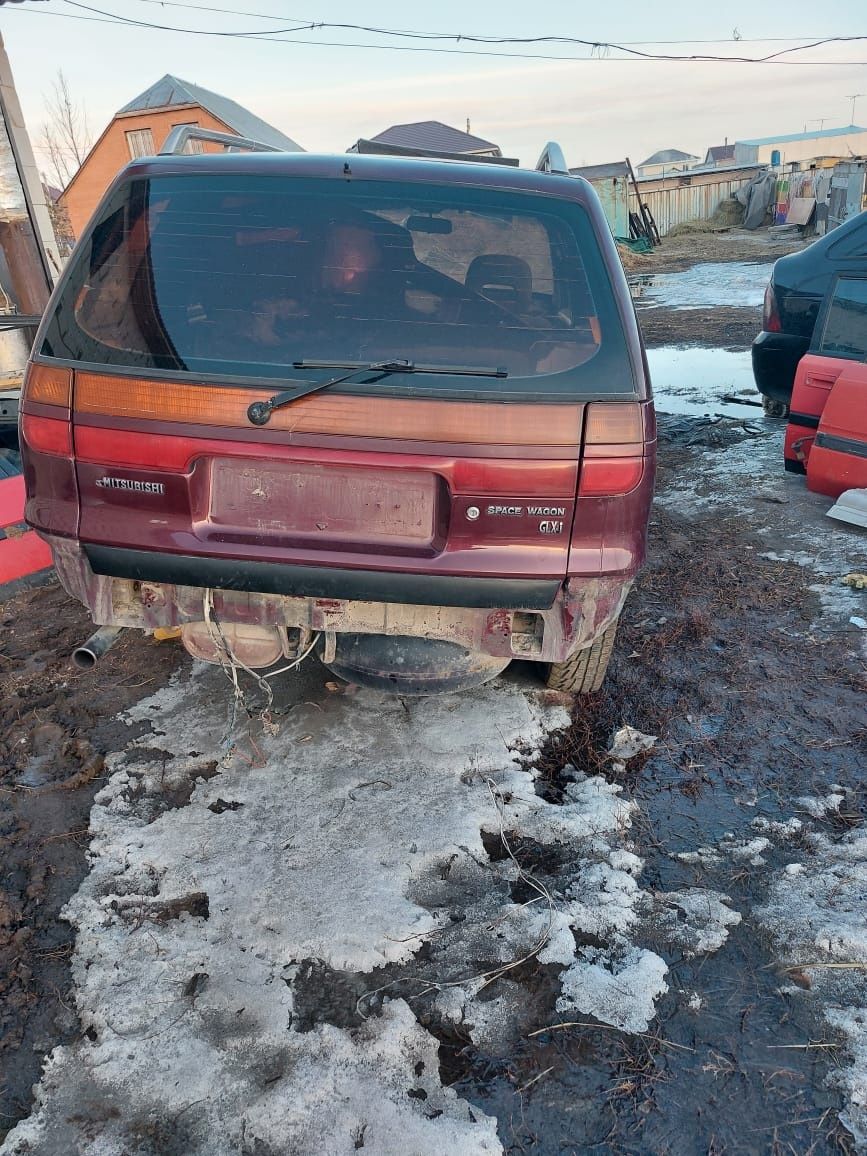 Мицубиси спейц вагон