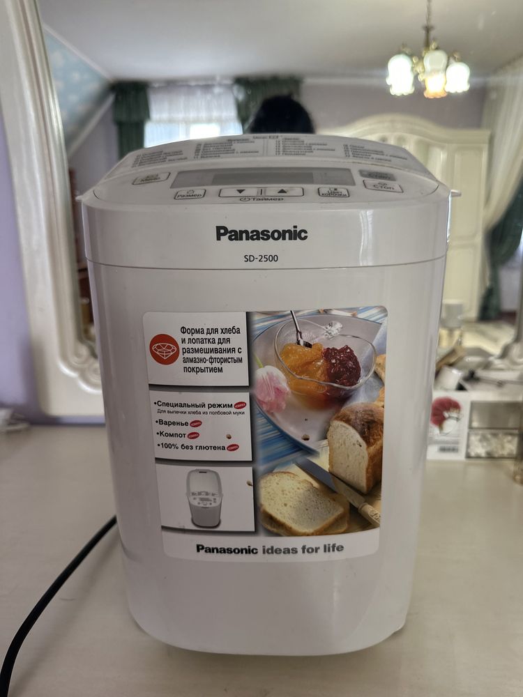 Хлебопечка от Panasonic.