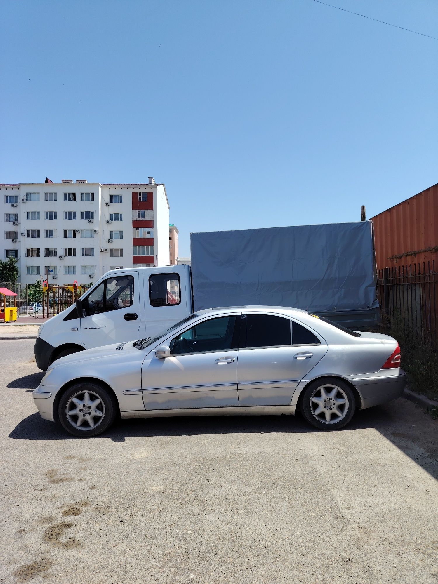 Мерседес Бенц С240